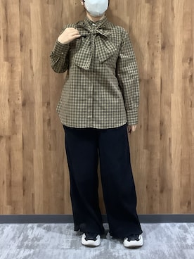 「BRICK HOUSE by TOKYO SHIRT（ブリックハウス）のアイテム（シャツ/ブラウス、イエロー系）」を使った、SHIRTS PLAZA 札幌マルヤマクラス店さん（レディース・150cm）の秋コーディネート