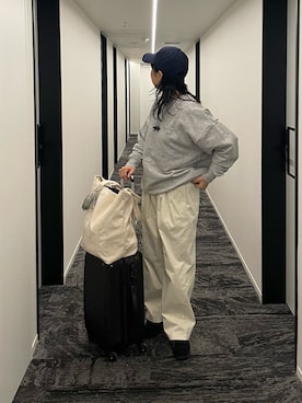 「アイテム（スウェット）」を使った、LEIさん（レディース・156cm・20代）の冬コーディネート