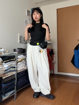 「COLONY 2139（コロニートゥーワンスリーナイン）のアイテム（バッグ）」を使った、LEIさん（レディース・156cm）の夏コーディネート