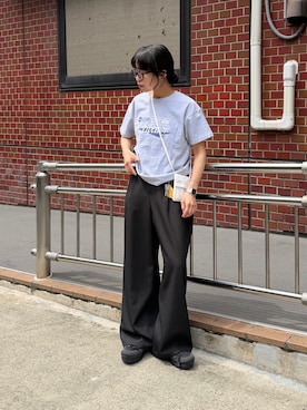 「COLONY 2139（コロニートゥーワンスリーナイン）のアイテム（パンツ）」を使った、LEIさん（レディース・156cm）の春コーディネート