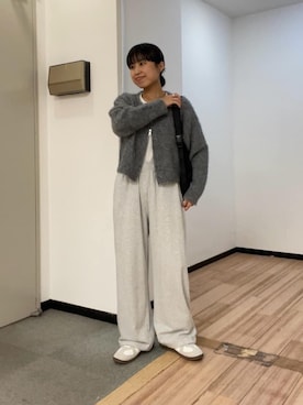 「アイテム（スウェットパンツ）」を使った、LEIさん（レディース・156cm・20代）の秋コーディネート