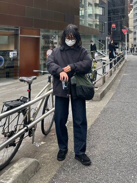 「ストレートパンツ」｜「アイテム（ブルゾン）」を使った、LEIさん（レディース・156cm）の冬コーディネート