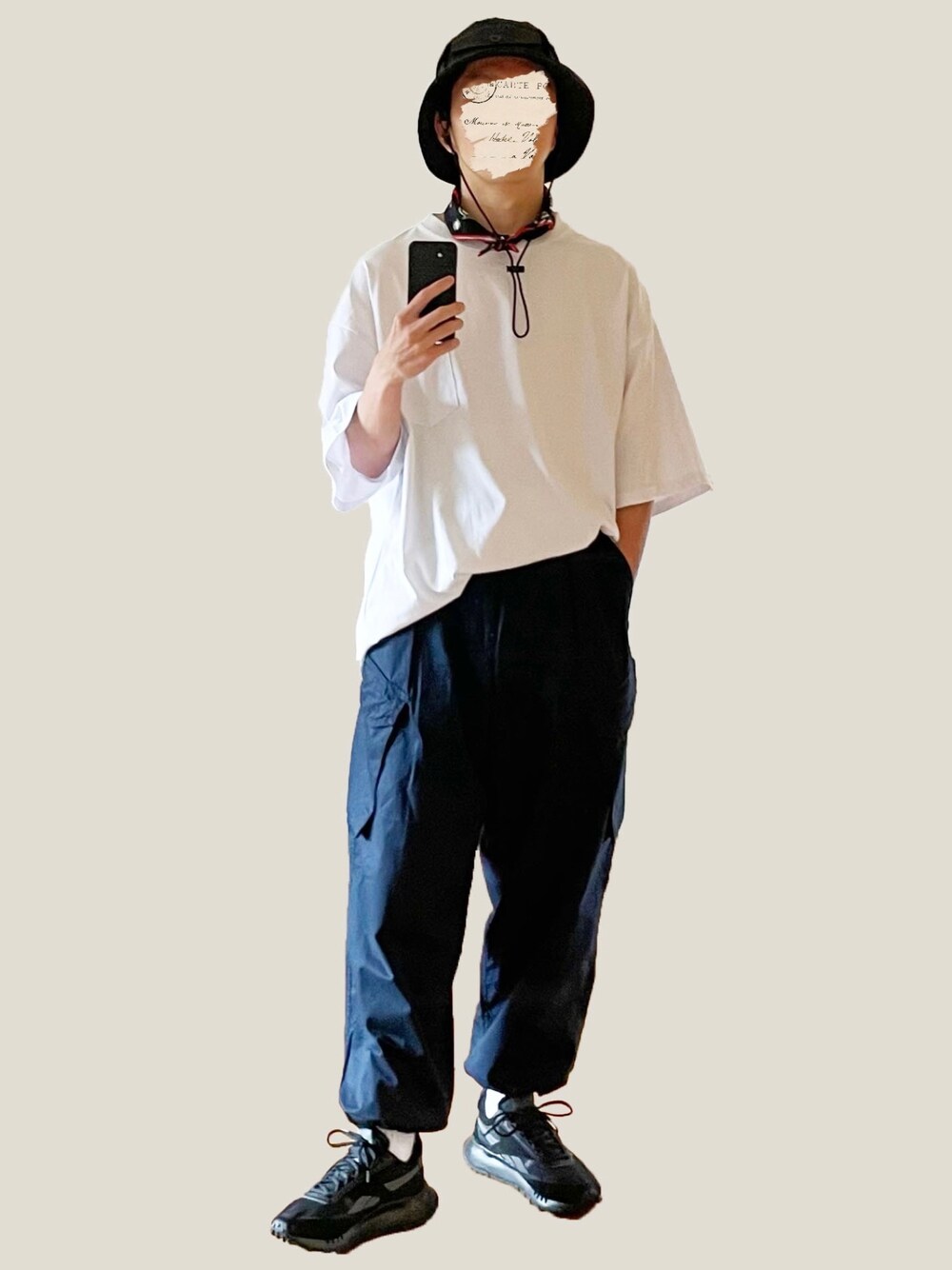 「夏コーデ、着回しコーデ、フリークスストア、パンツスタイル、バケットハット」｜「FREAK'S STOREのアイテム（ハット、ブラック系）」を使った、chorokichi30さん（メンズ・165cm）の夏コーディネートの1枚目の写真