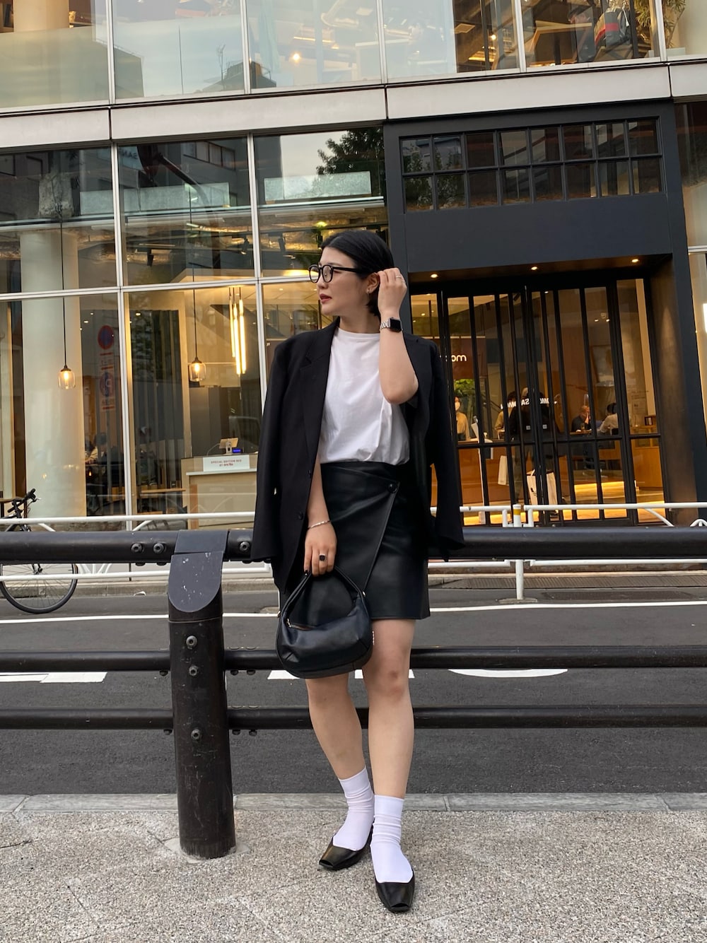 【LOEWE】セール!24AW 薄手トップス コーディネートしやすい 1716471093_1000.jpg