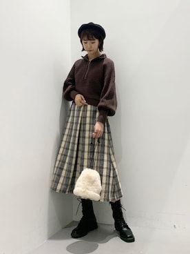 「COLONY 2139（コロニートゥーワンスリーナイン）のアイテム（ハンチング/ベレー帽）」を使った、mikuさん（レディース・168cm）の秋コーディネート