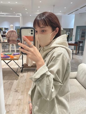 「Kastane（カスタネ）の【新色追加】ニットバラクラバ（ネックウォーマー/スヌード、ホワイト系）」を使った、asai hikariさん（レディース・157cm）の秋コーディネート