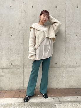 「襟付きトップス」｜「アイテム（スラックス）」を使った、asai hikariさん（レディース・157cm）の冬コーディネート