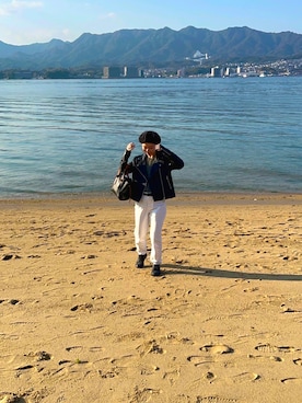 「海」｜「アイテム（ライダースジャケット）」を使った、もものふく！！さん（レディース・153cm）の冬コーディネート