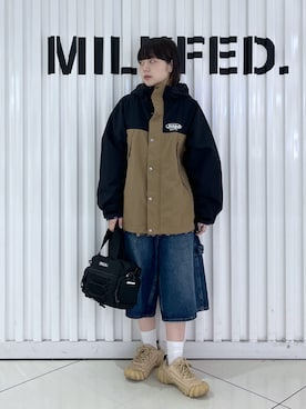 「アイテム（マウンテンパーカー）」を使った、oritoさん（レディース・155cm）の秋コーディネート