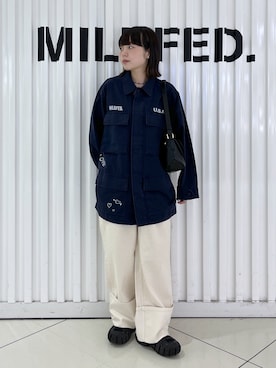 「アイテム（ミリタリージャケット）」を使った、oritoさん（レディース・155cm）の秋コーディネート