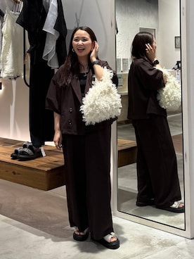 「bijorie（ビジュリィ）の【bijorie】カップ付きバッククロスキャミ／NEW BASIC 25SS（キャミソール、ブラック系）」を使った、みおりんご🍎さん（レディース・148cm）の夏コーディネート