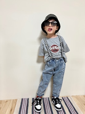 「petit main（プティマイン）のアイテム（帽子）」を使った、まゆげちゃんさん（キッズ・90cm）の夏コーディネート
