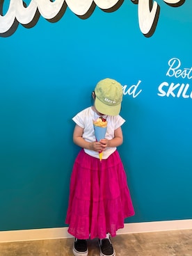 「petit main（プティマイン）のアイテム（キャップ）」を使った、まゆげちゃんさん（キッズ・90cm）の夏コーディネート