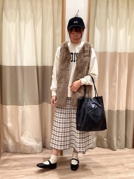「Samansa Mos2 blue（サマンサモスモスブルー）のアイテム（キャップ）」を使った、manaさん（レディース・164cm）の秋コーディネート