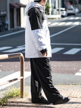 「アイテム（マウンテンパーカー、ホワイト系）」を使った、REDさん（メンズ・165cm）の冬コーディネート