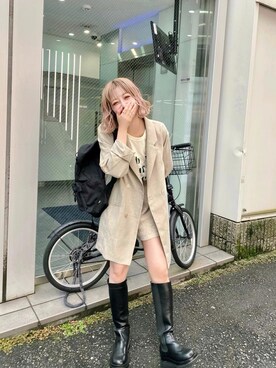 テーラードジャケット グレー系 を使った ロングブーツ の人気ファッションコーディネート Wear