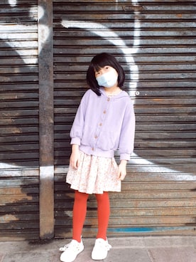 「アイテム（レギンス/スパッツ、レッド系）」を使った、ZZReyさん（キッズ・125cm）の冬コーディネート