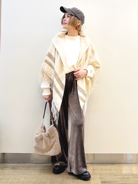 「アイテム（ストール/ショール）」を使った、まーちゃん（m@）さん（レディース・155cm）の秋コーディネート
