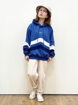 「袖ボリューム」｜「アイテム（パーカー）」を使った、m@さん（レディース・155cm）の秋コーディネート
