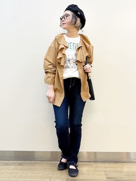 「Right-on（ライトオン）の【HONEYSUCKLE ROSE】アソートグラフィックＴシャツ (半袖カットソー / プリントロゴ / クルーネック / ラウンドヘム / ゆったり / 体型カバー)（Tシャツ/カットソー、ホワイト系）」を使った、まーちゃん（m@）さん（レディース・155cm）の春コーディネート