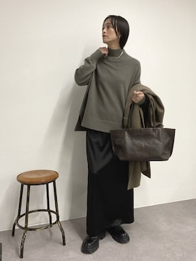 「アイテム（トートバッグ）」を使った、gg＿sachikoooさん（レディース・167cm）の秋コーディネート