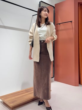 「アイテム（デニムスカート）」を使った、wgmasagoさん（レディース・166cm）の秋コーディネート