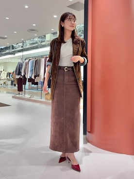 「アイテム（デニムスカート）」を使った、wgmasagoさん（レディース・166cm）の秋コーディネート