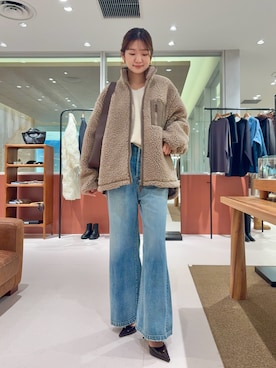 「アイテム（デニムパンツ）」を使った、wgmasagoさん（レディース・166cm）の秋コーディネート