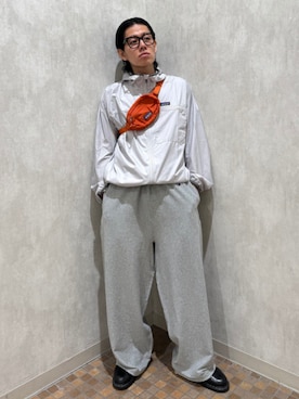 「Champion（チャンピオン）のアイテム（パンツ）」を使った、BEAMSさん（メンズ・175cm）の春コーディネート