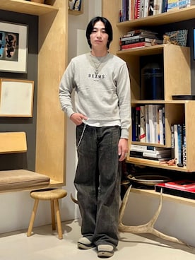 「BEAMS（ビームス）の【ビームスの百名品】BEAMS クルーネック スウェット（スウェット、グレー系）」を使った、BEAMSさん（メンズ・172cm）の秋コーディネート