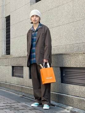 「いまどきジャケット写真」｜「アイテム（ニットキャップ/ビーニー）」を使った、BEAMSさん（メンズ・168cm）の春コーディネート