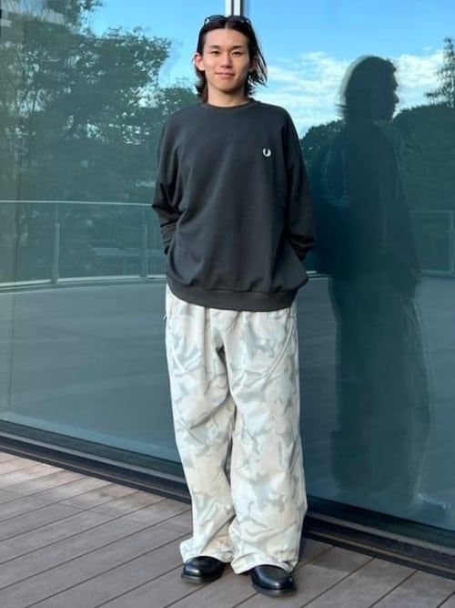 FRED PERRY / エンブロイダリー クルーネック スウェット（スウェット