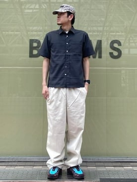「アイテム（シャツ/ブラウス）」を使った、BEAMSさん（メンズ・177cm）の夏コーディネート