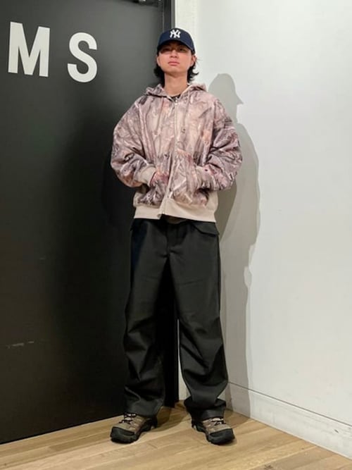 フェイクレザー オーバーパンツ（その他パンツ）｜BEAMS（ビームス）の