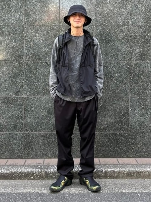 【別注】BEAMS × Gramicci / スラックス 25SS 黒 BEAMS（ビームス）【別注】Gramicci / スラックス 25FW（パンツ