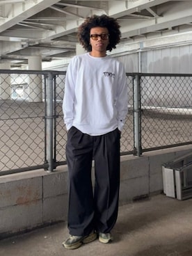 「Champion（チャンピオン）の【別注】Champion / リバースウィーブ（R）シティ ロングスリーブTシャツ（Tシャツ/カットソー、ホワイト系）」を使った、BEAMSさん（メンズ・172cm）の秋コーディネート