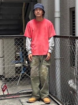 「BEAMS（ビームス）のレイヤード フェード ロングスリーブ Tシャツ（Tシャツ/カットソー、レッド系）」を使った、BEAMSさん（メンズ・172cm）の秋コーディネート