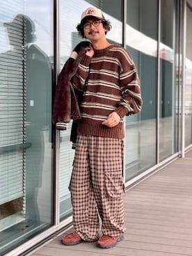 「アイテム（ニット/セーター）」を使った、BEAMSさん（メンズ・185cm）の夏コーディネート