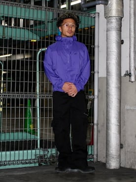 「ARC'TERYX（アークテリクス）のARC’TERYX / Squamish Hoody（ブルゾン、ブルー系）」を使った、BEAMSさん（メンズ・172cm）の秋コーディネート