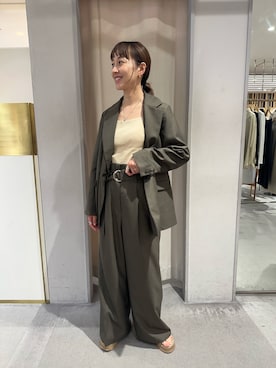 「SHENERY（シーナリー）のアイテム（テーラードジャケット）」を使った、KASAHARA_156cmさん（レディース・156cm）の秋コーディネート