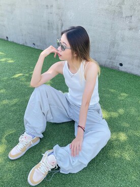 「アイテム（チノパンツ、シルバー系）」を使った、淯さん（レディース・162cm）の秋コーディネート