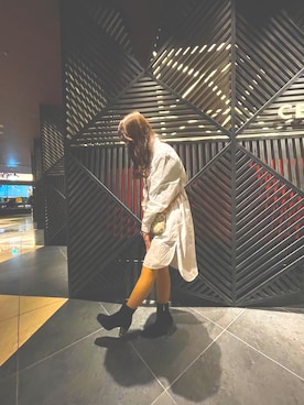 「JIMMY CHOO（ジミーチュウ）のアイテム（ブーツ）」を使った、ねねこさん（レディース・157cm）の冬コーディネート