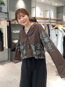 「LEPSIM（レプシィム）のアイテム（デニムパンツ）」を使った、マツコさん（レディース・163cm）の秋コーディネート