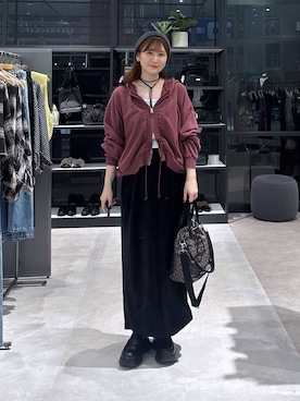 「LEPSIM（レプシィム）のアイテム（スカート）」を使った、マツコさん（レディース・163cm）の秋コーディネート