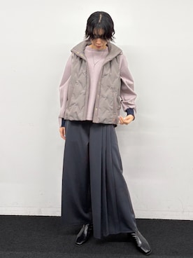 「NICOLE white（ニコルホワイト）のきれい見えサイドプリーツパンツ（その他パンツ、グレー系）」を使った、NICOLE whiteさん（レディース・167cm）の秋コーディネート