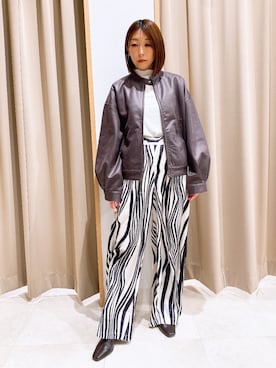 NICOLE whiteさんのコーディネート