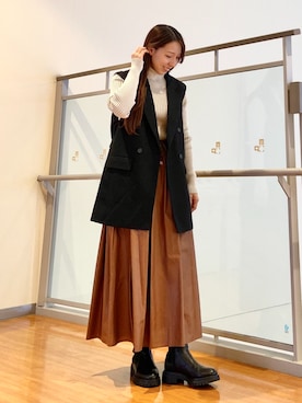 NICOLE whiteさんのコーディネート