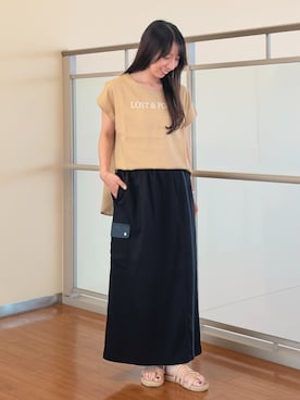 「NICOLE white（ニコルホワイト）の【セットアップ対応】カーゴポケット付きナロースカート（スカート、ブラック系）」を使った、NICOLE whiteさん（レディース・152cm）の夏コーディネート