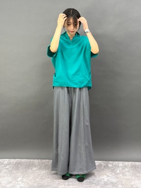 「NICOLE white（ニコルホワイト）のリネン混レギュラーシャツ（シャツ/ブラウス、グリーン系）」を使った、NICOLE whiteさん（レディース・162cm）の春コーディネート