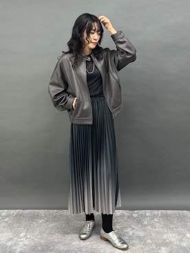 「スカートコーデ」｜「アイテム（ブルゾン）」を使った、NICOLE whiteさん（レディース・167cm）の冬コーディネート